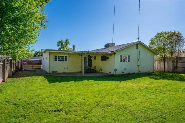 $359,000 | 2034 Westwood Avenue, Redding, CA 96001