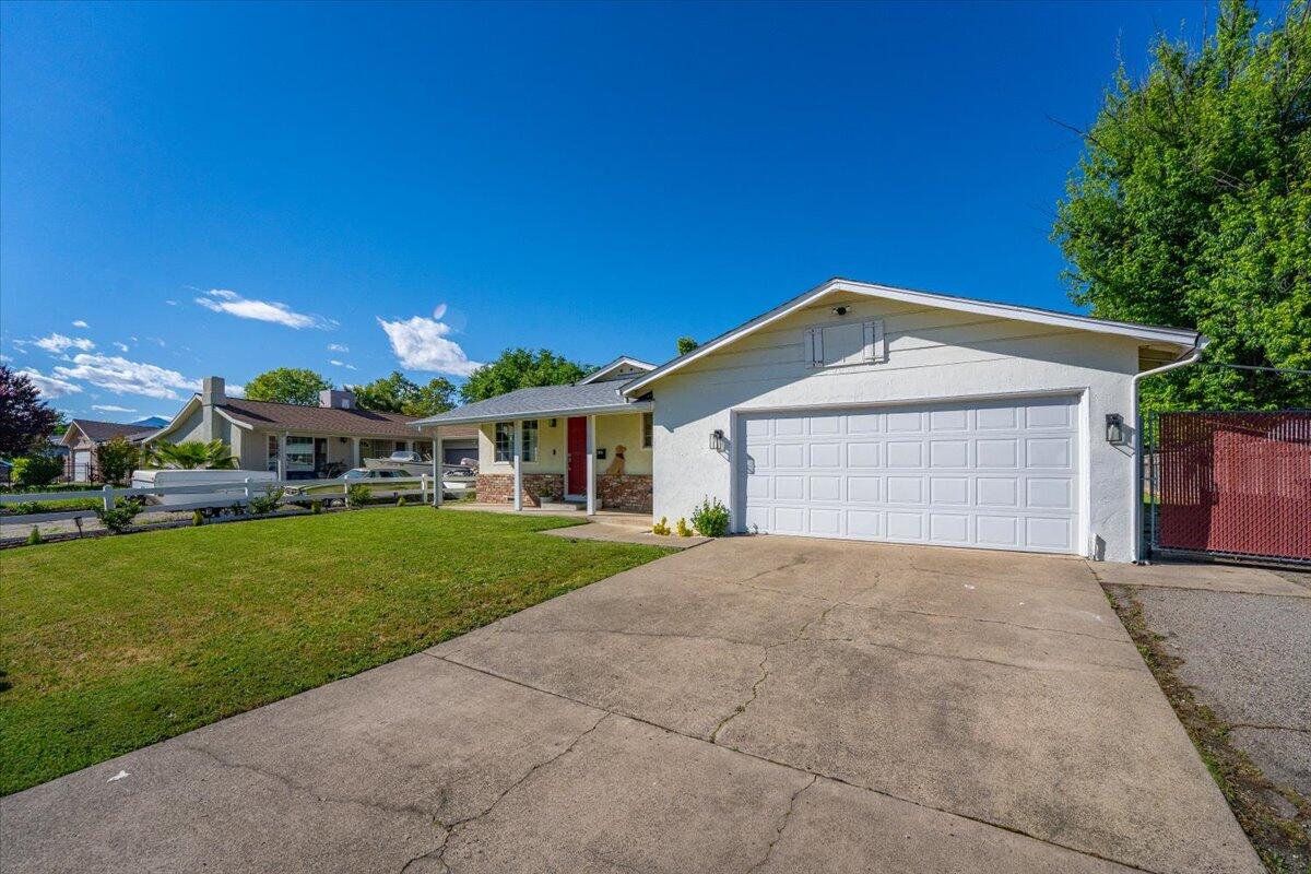 2034 Westwood Avenue Redding, CA 96001 - Photo 51 of 55 52-2034 Westwood Ave - E-23