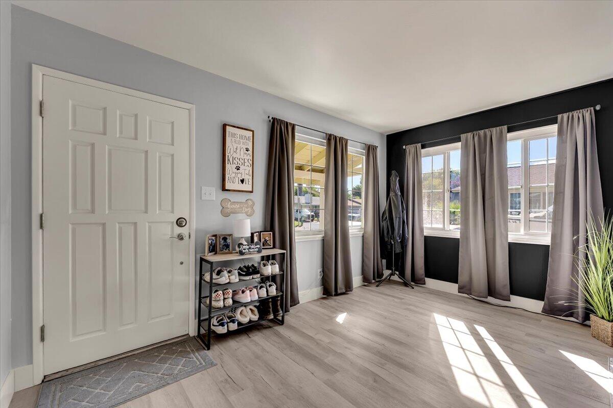 2034 Westwood Avenue Redding, CA 96001 - Photo 7 of 55 06-2034 Westwood Ave - I-1