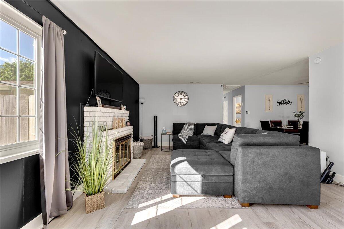 2034 Westwood Avenue Redding, CA 96001 - Photo 8 of 55 08-2034 Westwood Ave - I-3