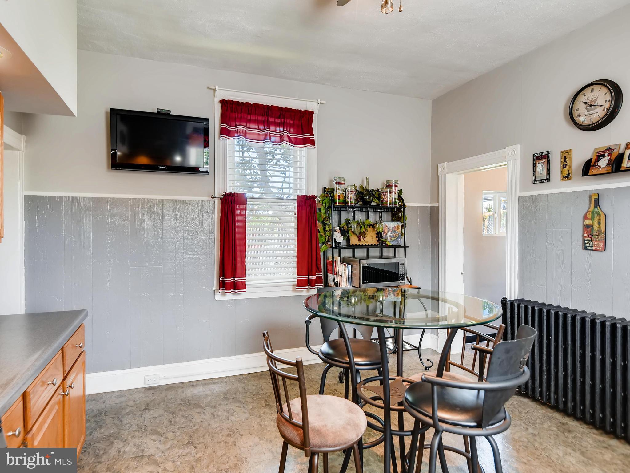7524 Marks Avenue Nottingham, MD 21236 - Photo 14 of 27 KITCHEN