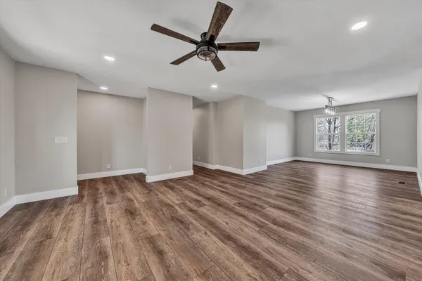 $649,900 | 200 Surber Drive, Moneta, VA 24121