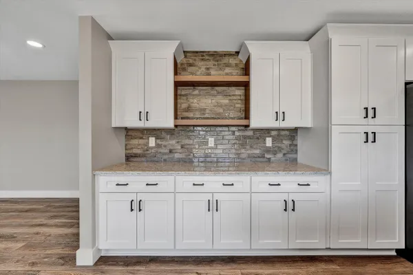 $649,900 | 200 Surber Drive, Moneta, VA 24121