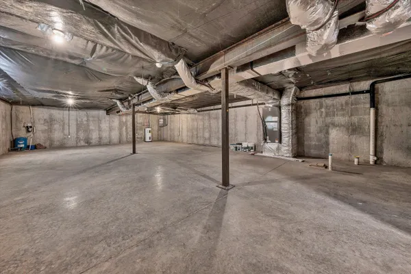 $649,900 | 200 Surber Drive, Moneta, VA 24121