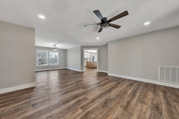 $649,900 | 200 Surber Drive, Moneta, VA 24121