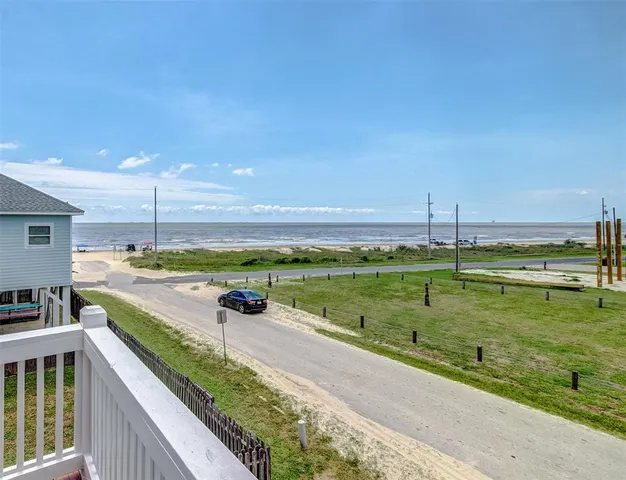 $699,000 | 2774 Gulfview Drive, Port Bolivar, TX 77650