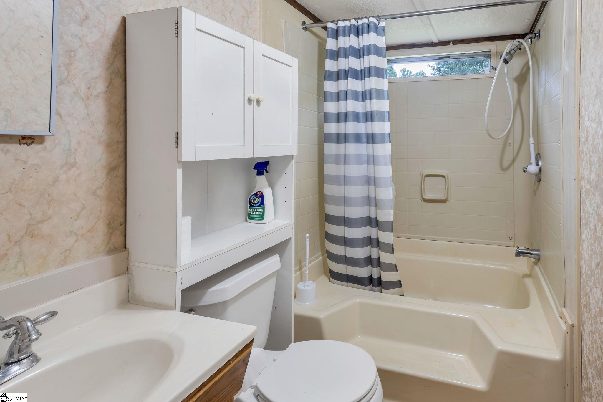 110 Twin Pond Road Easley, SC 29640 - Photo 7 of 15 Gallery Image 7