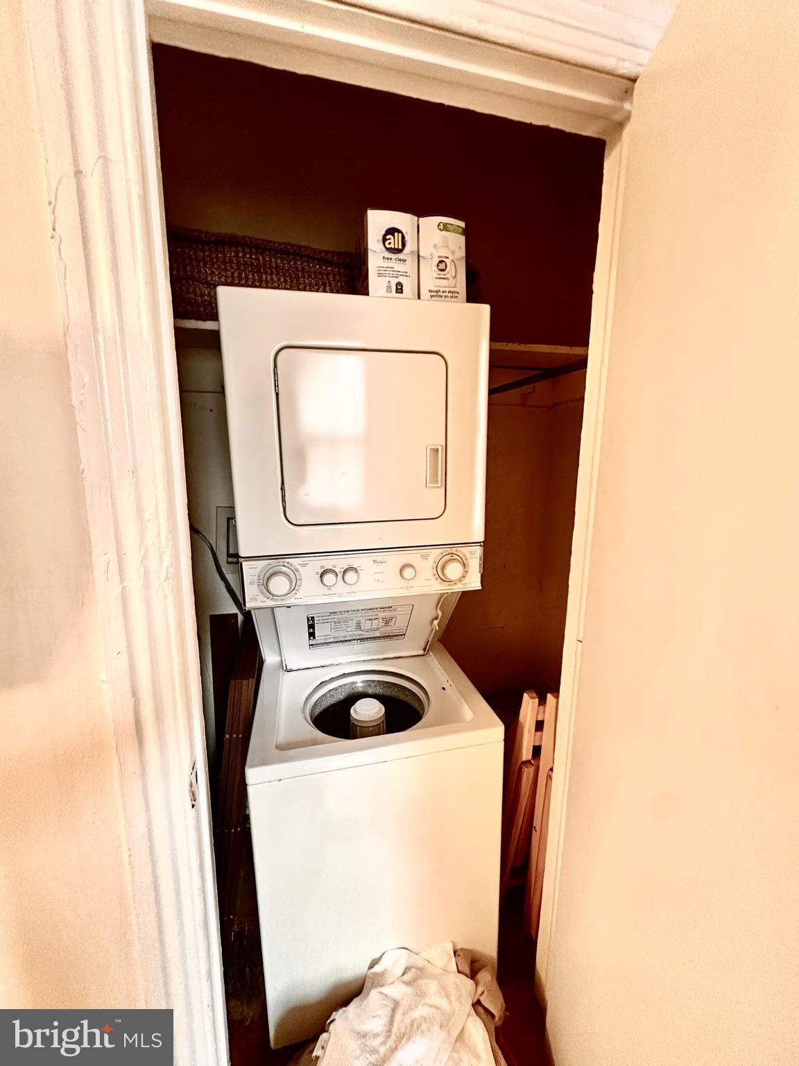 4253 Ridge Avenue, Unit 2R Philadelphia, PA 19129 - Photo 6 of 10