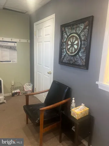 $1,000 | 648 East Chester Pike, Unit A, Ridley Park, PA 19078