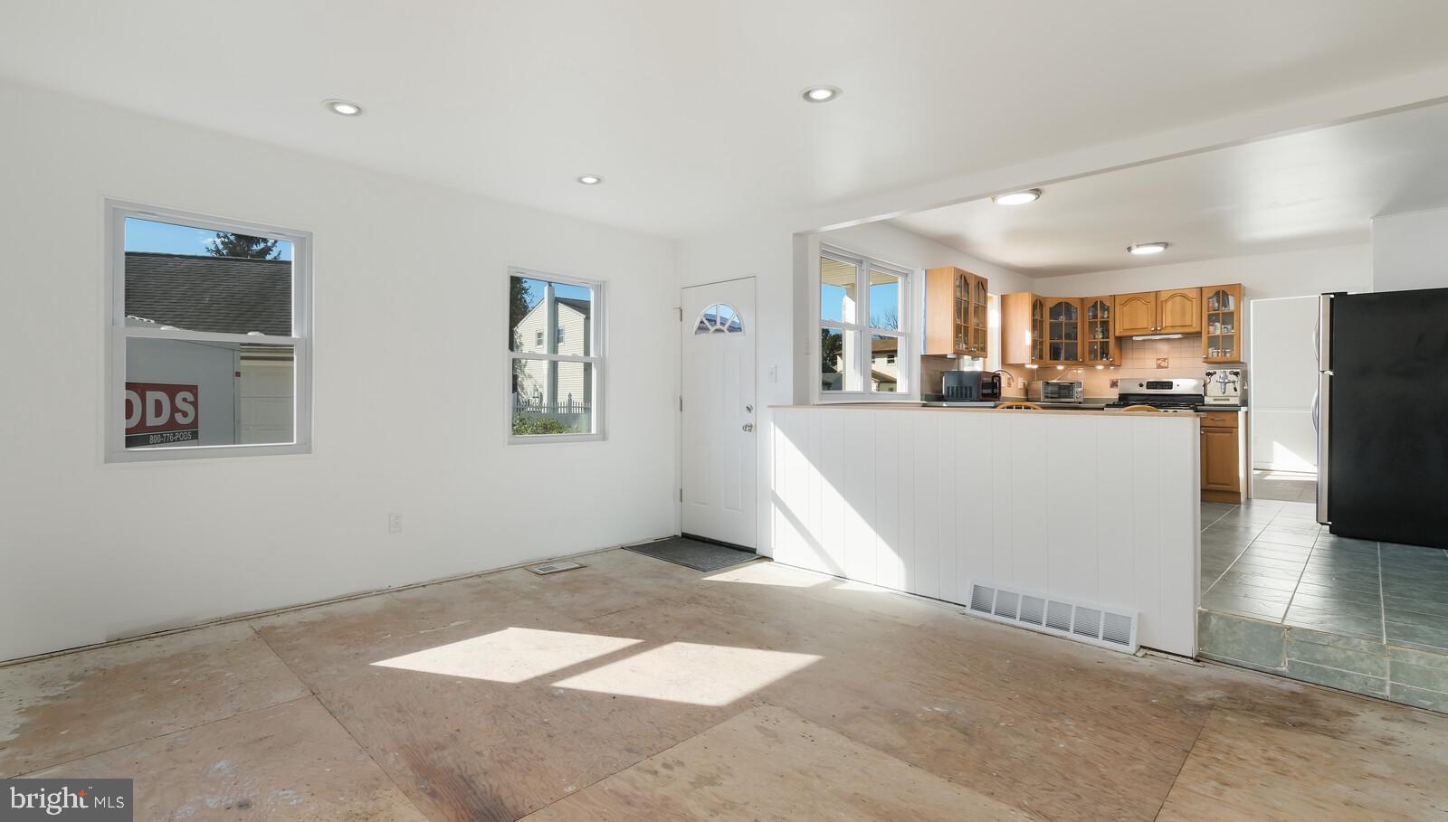 622 Drexel Road Fairless Hills, PA 19030 - Photo 17 of 38 Gallery Image 17