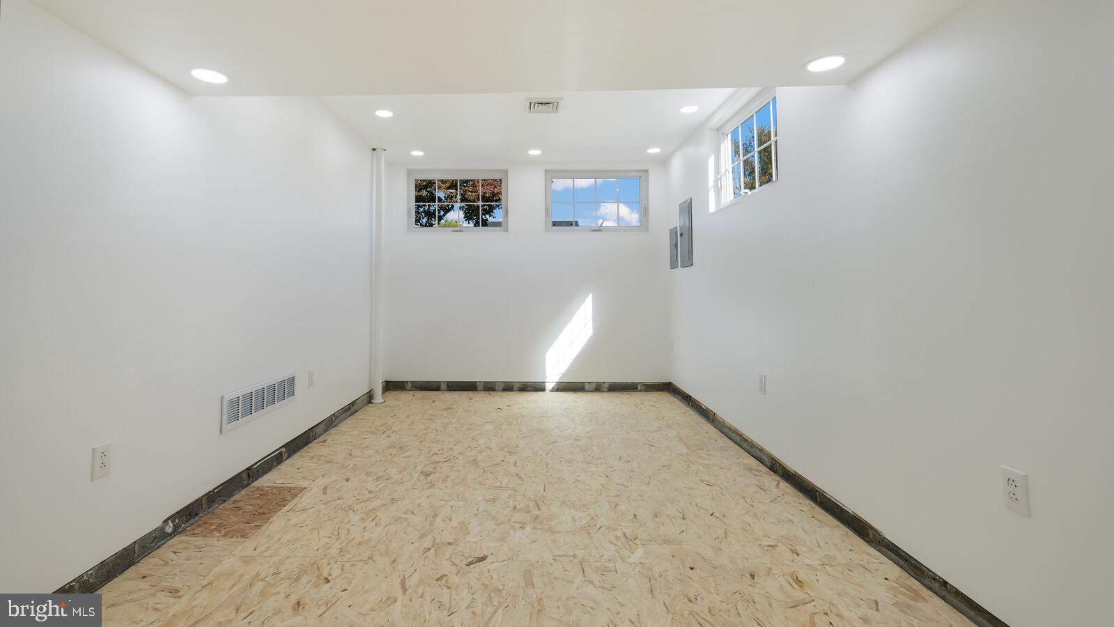 622 Drexel Road Fairless Hills, PA 19030 - Photo 29 of 38 Gallery Image 29