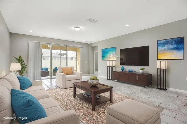 $2,700 | 11607 Blue Woods Drive, Riverview, FL 33569