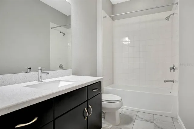 $2,700 | 11607 Blue Woods Drive, Riverview, FL 33569