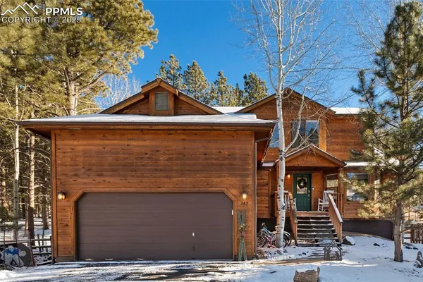 $615,000 | 747 Pinon Ridge Drive, Woodland Park, CO 80863