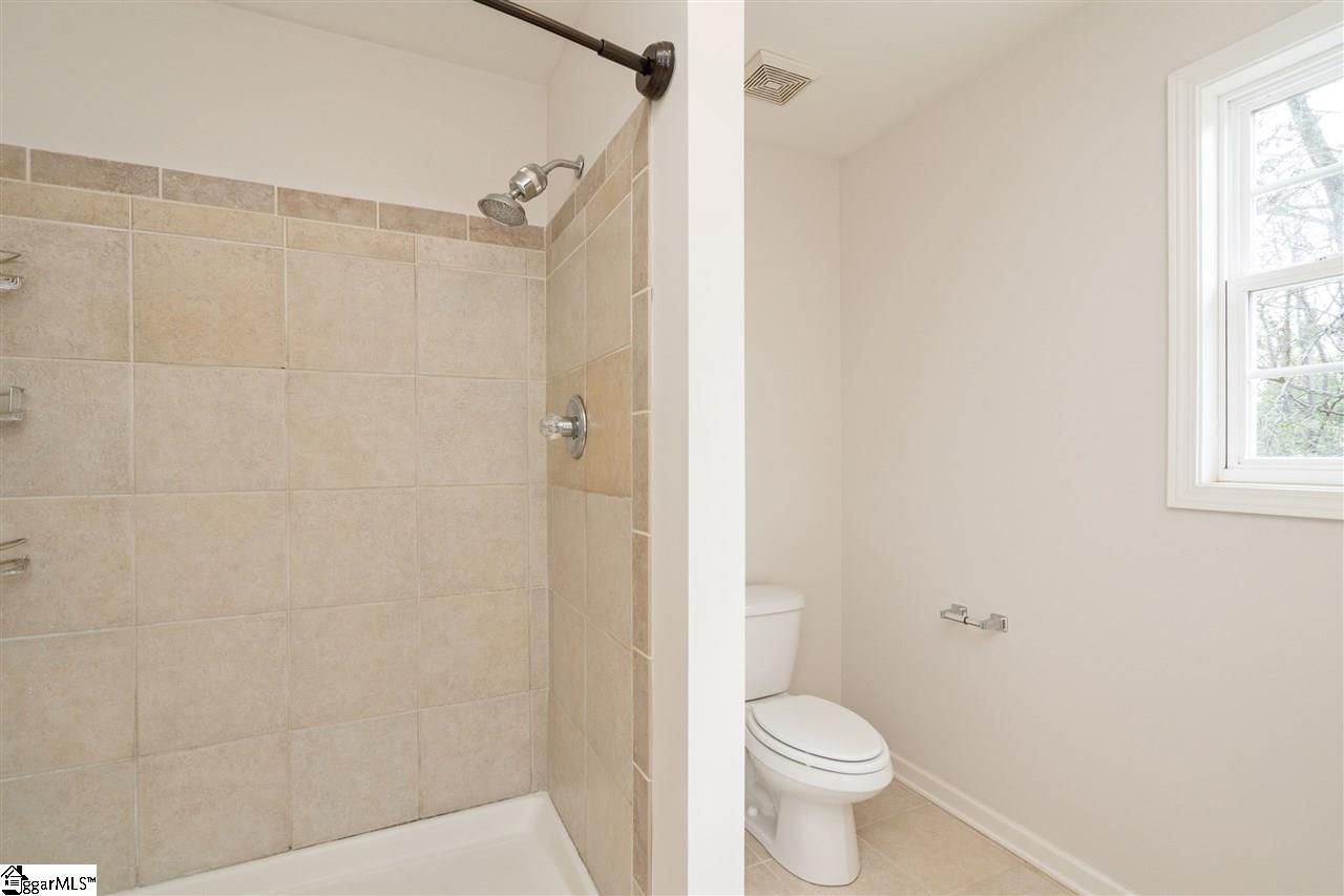 106 Ebaugh Avenue Greenville, SC 29607 - Photo 18 of 25 Gallery Image 18