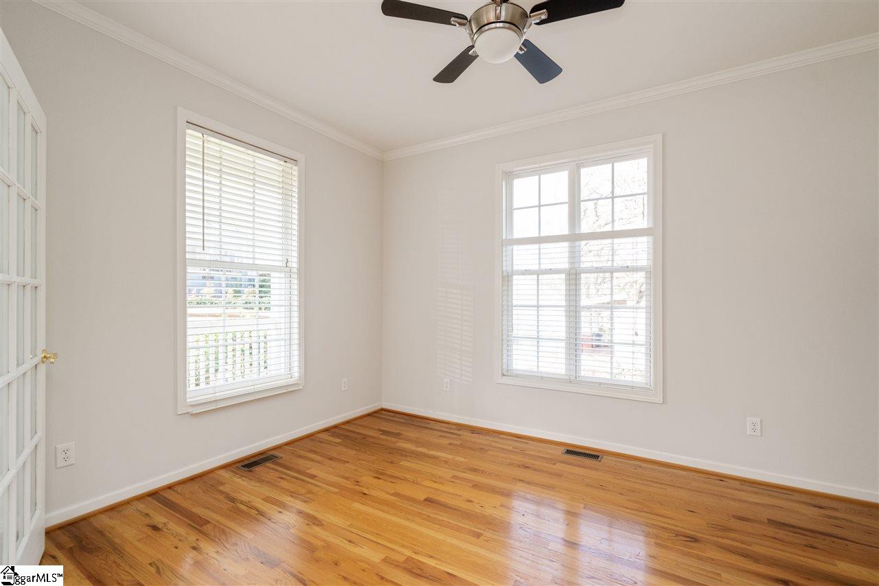 106 Ebaugh Avenue Greenville, SC 29607 - Photo 3 of 25 Gallery Image 3