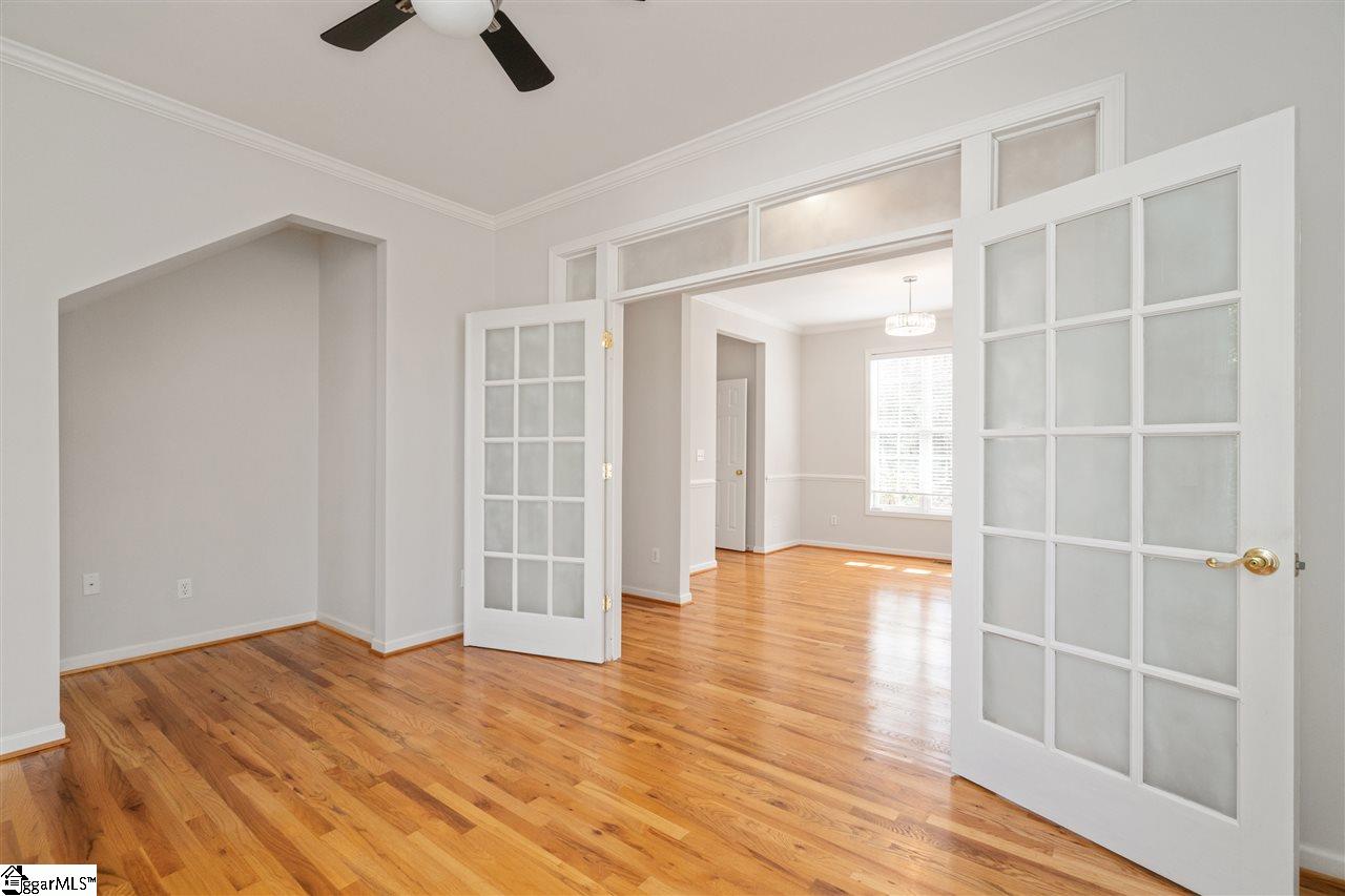 106 Ebaugh Avenue Greenville, SC 29607 - Photo 4 of 25 Gallery Image 4