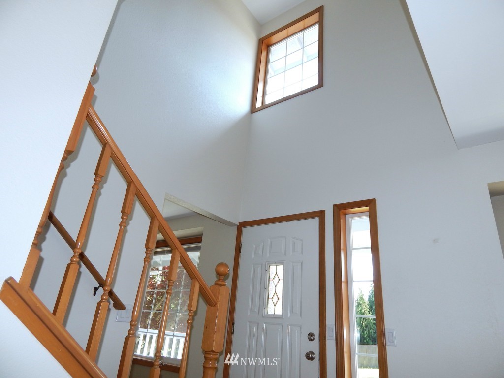 33 199th Street Southeast Bothell, WA 98012 - Photo 5 of 23