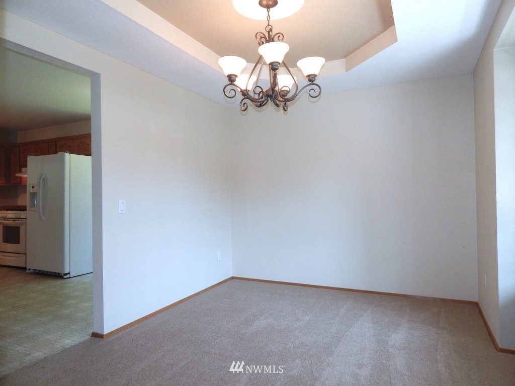 33 199th Street Southeast Bothell, WA 98012 - Photo 9 of 23