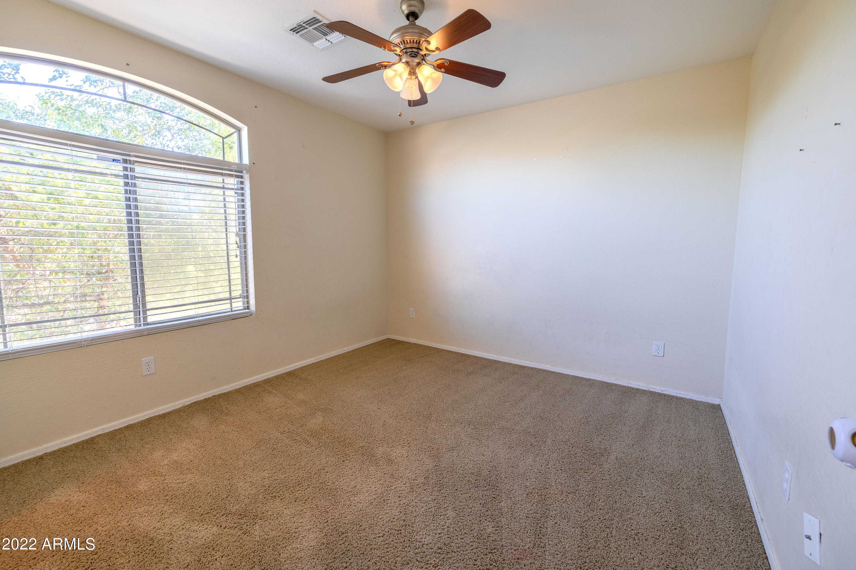 3233 West Pecan Road Phoenix, AZ 85041 - Photo 23 of 35 Room 1