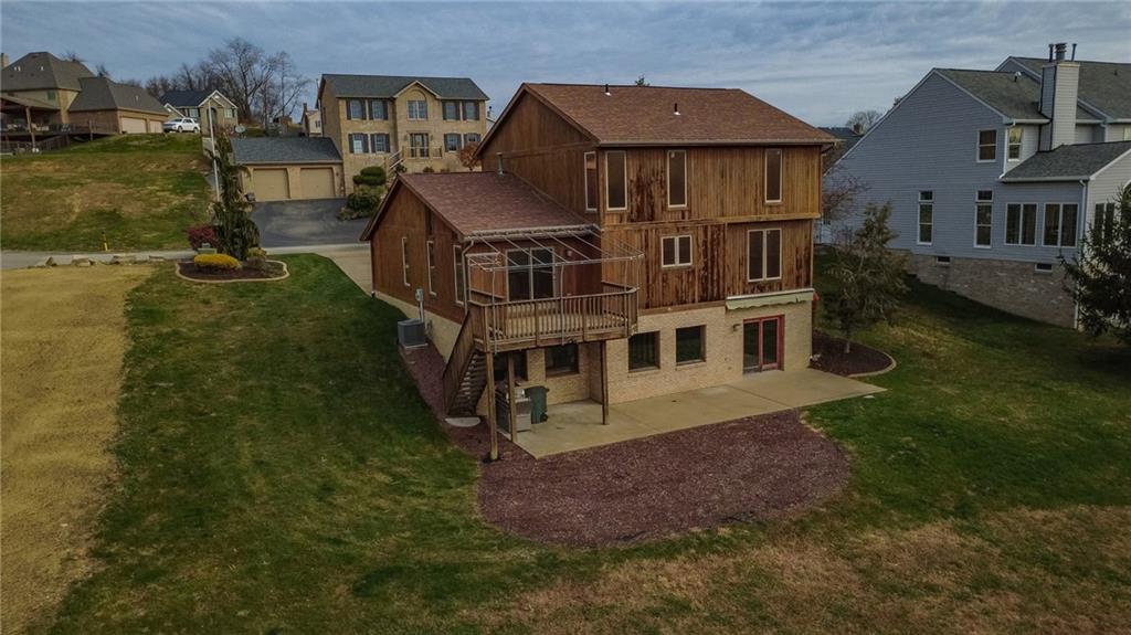 506 Princess Drive Elizabeth, PA 15037 - Photo 44 of 46 an aerial view of residential houses with outdoor space and trees