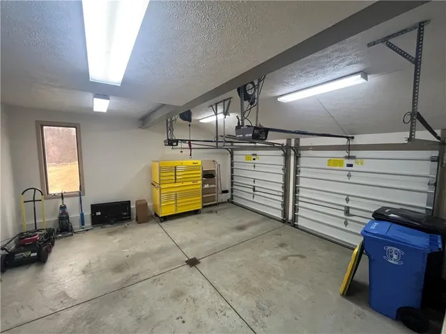 $399,900 | 506 Princess Drive, Elizabeth, PA 15037