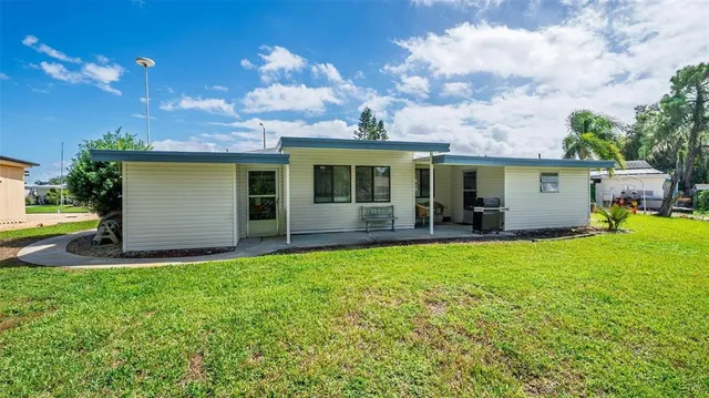 $169,900 | 2718 Vindale Road, Tavares, FL 32778