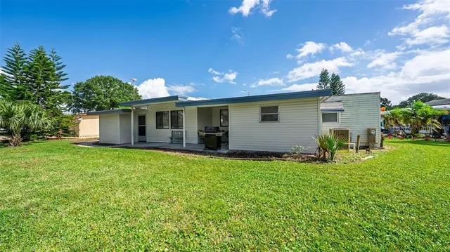 $169,900 | 2718 Vindale Road, Tavares, FL 32778