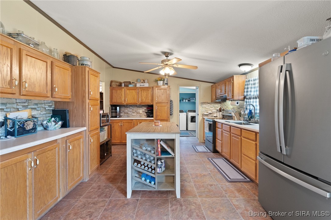 985 East Brown Road Pekin, IN 47165 - Photo 11 of 41 Gallery Image 11