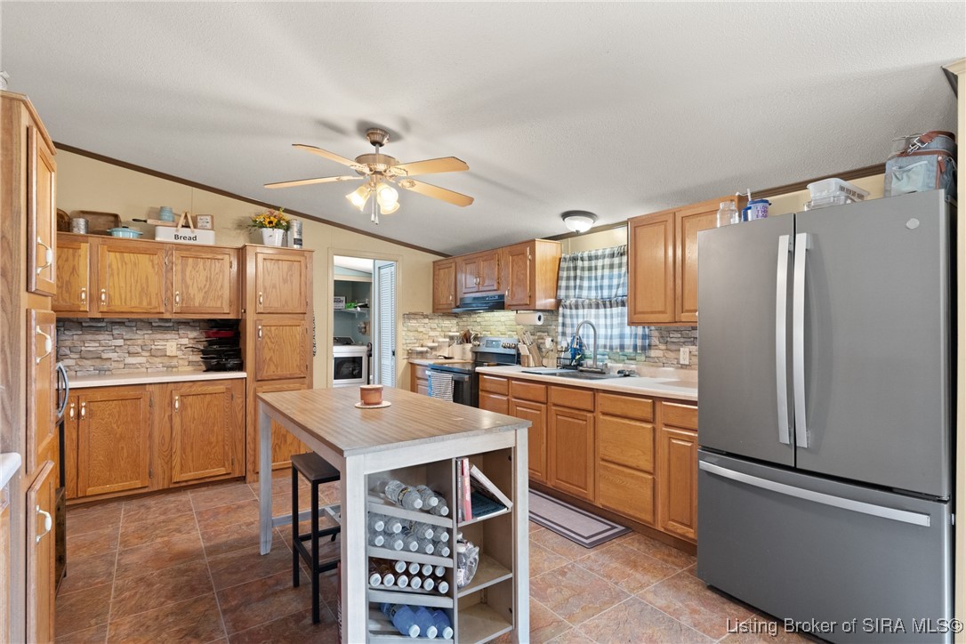 985 East Brown Road Pekin, IN 47165 - Photo 12 of 41 Gallery Image 12