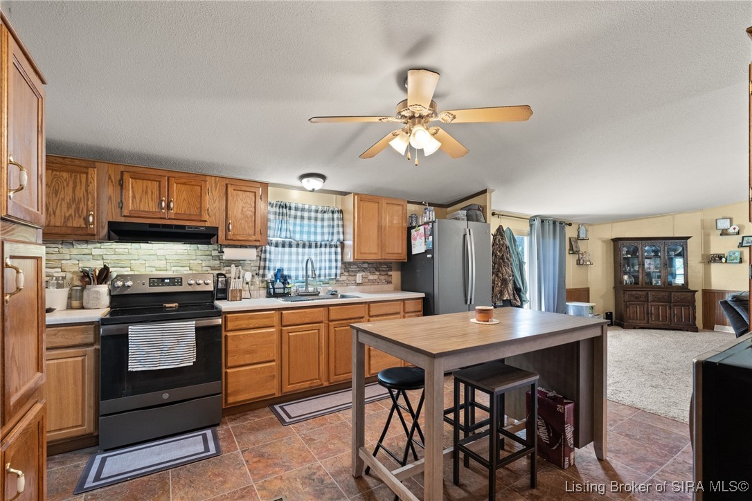 985 East Brown Road Pekin, IN 47165 - Photo 16 of 41 Gallery Image 16