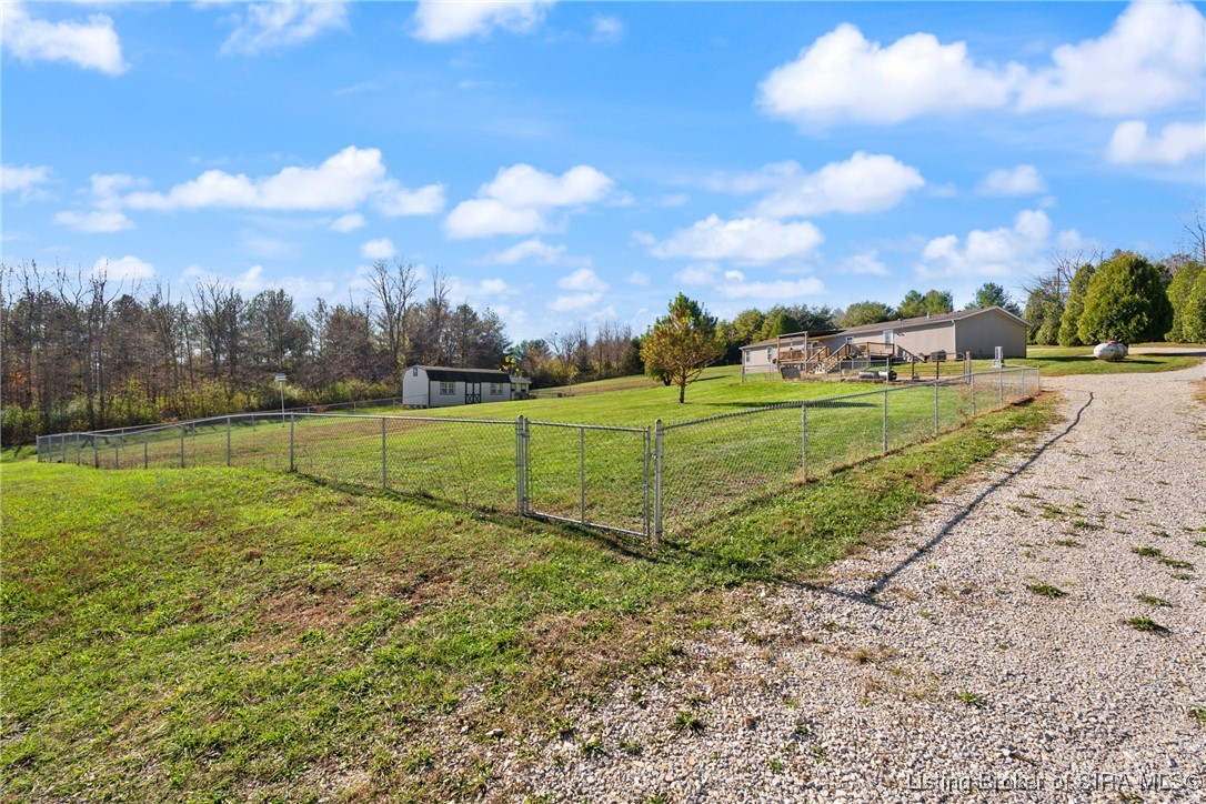 985 East Brown Road Pekin, IN 47165 - Photo 35 of 41 Gallery Image 35
