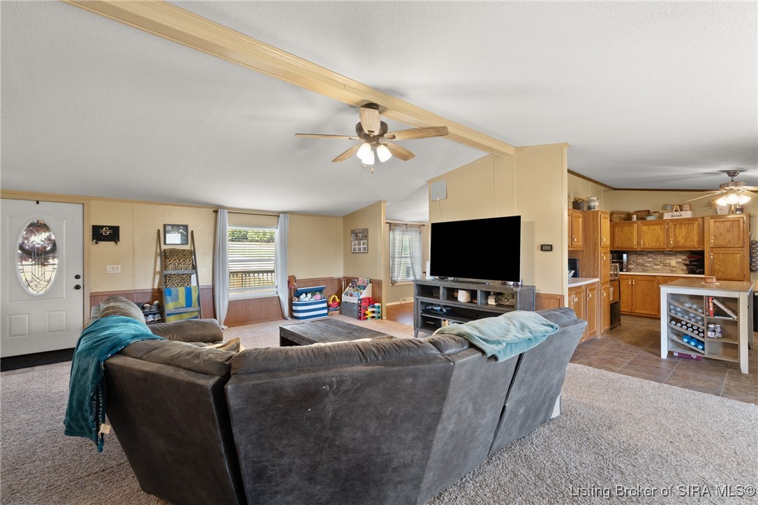 985 East Brown Road Pekin, IN 47165 - Photo 9 of 41 Gallery Image 9
