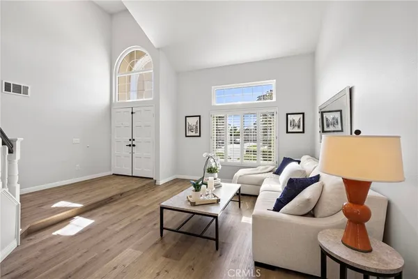 $1,680,000 | 27861 Via Roma, Mission Viejo, CA 92692