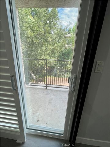 $4,495 | 23401 Park Sorrento, Unit 13, Calabasas, CA 91302