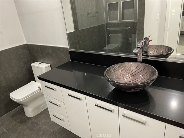 $4,495 | 23401 Park Sorrento, Unit 13, Calabasas, CA 91302