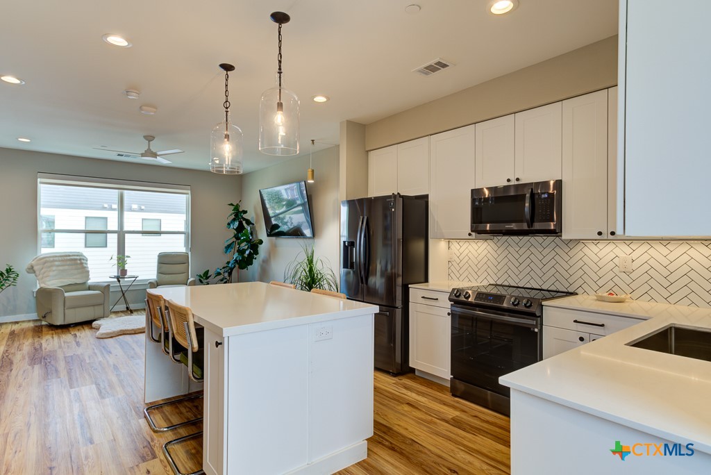 1208 North Academy Ave Unit 3206  