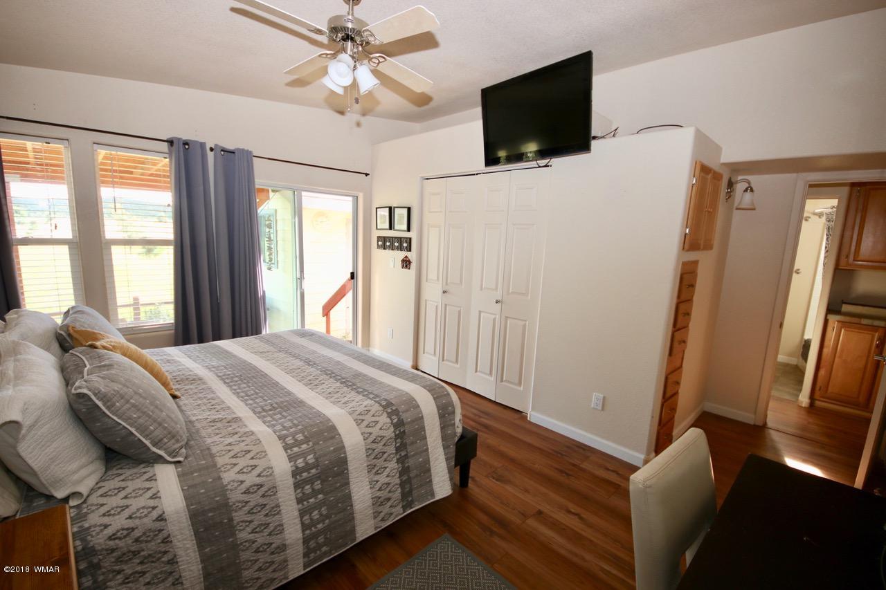 2225 Rodeo Road Overgaard, AZ 85933 - Photo 14 of 71