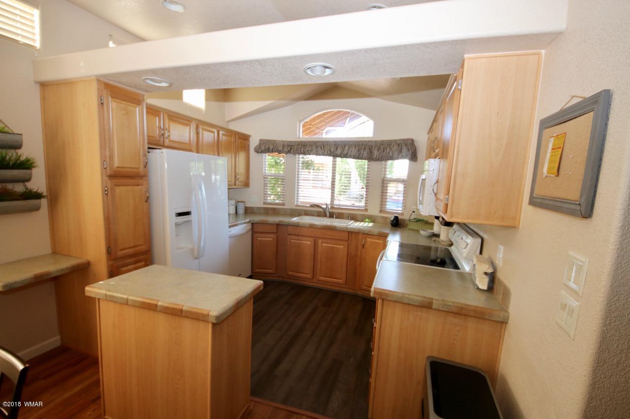 2225 Rodeo Road Overgaard, AZ 85933 - Photo 3 of 71