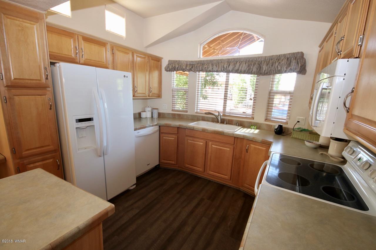 2225 Rodeo Road Overgaard, AZ 85933 - Photo 5 of 71