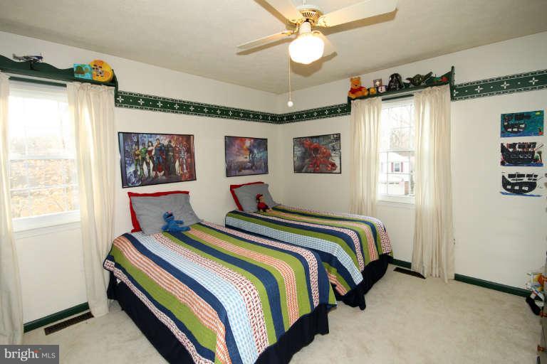 9216 Beachway Lane Springfield, VA 22153 - Photo 16 of 25 Bedroom