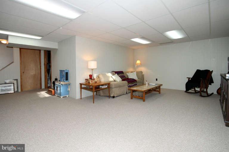9216 Beachway Lane Springfield, VA 22153 - Photo 20 of 25 Interior (General)