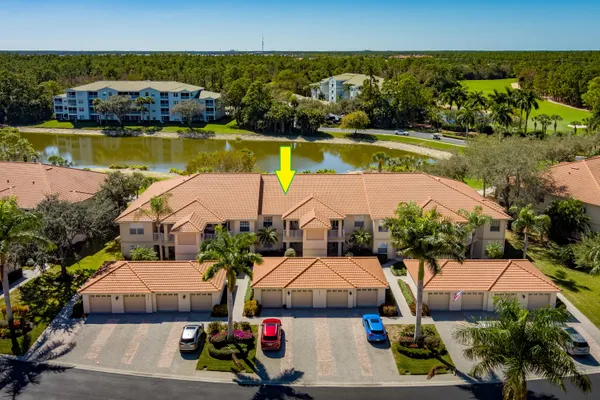 $315,000 | 3972 Bishopwood Court East, Unit 203, Naples, FL 34114