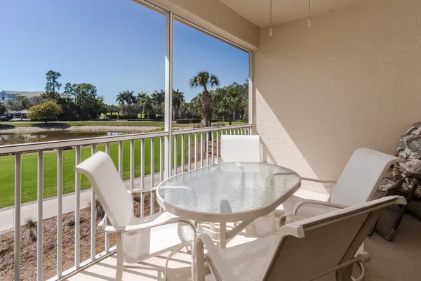$315,000 | 3972 Bishopwood Court East, Unit 203, Naples, FL 34114