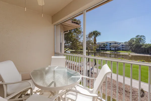 $315,000 | 3972 Bishopwood Court East, Unit 203, Naples, FL 34114