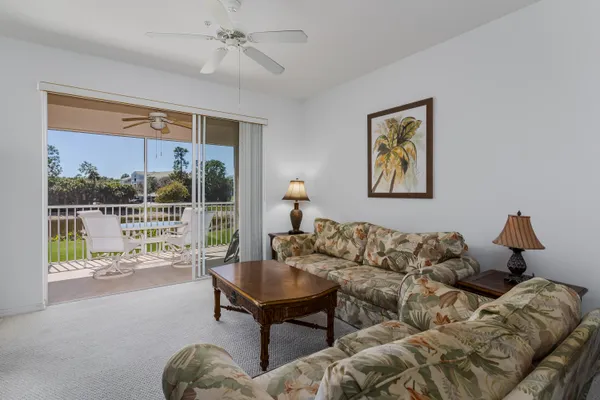$315,000 | 3972 Bishopwood Court East, Unit 203, Naples, FL 34114