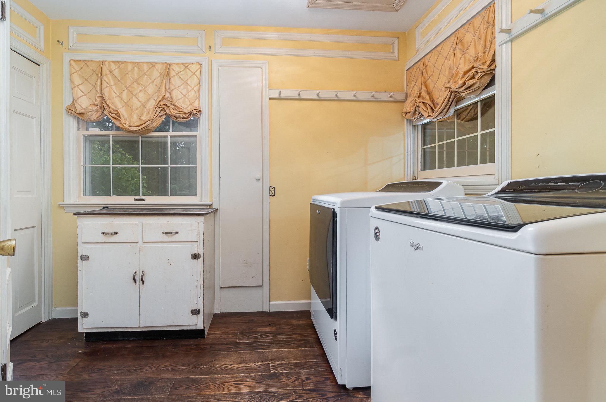 1554 Williams Grove Road Dillsburg, PA 17019 - Photo 25 of 75 a room with a sink and a window