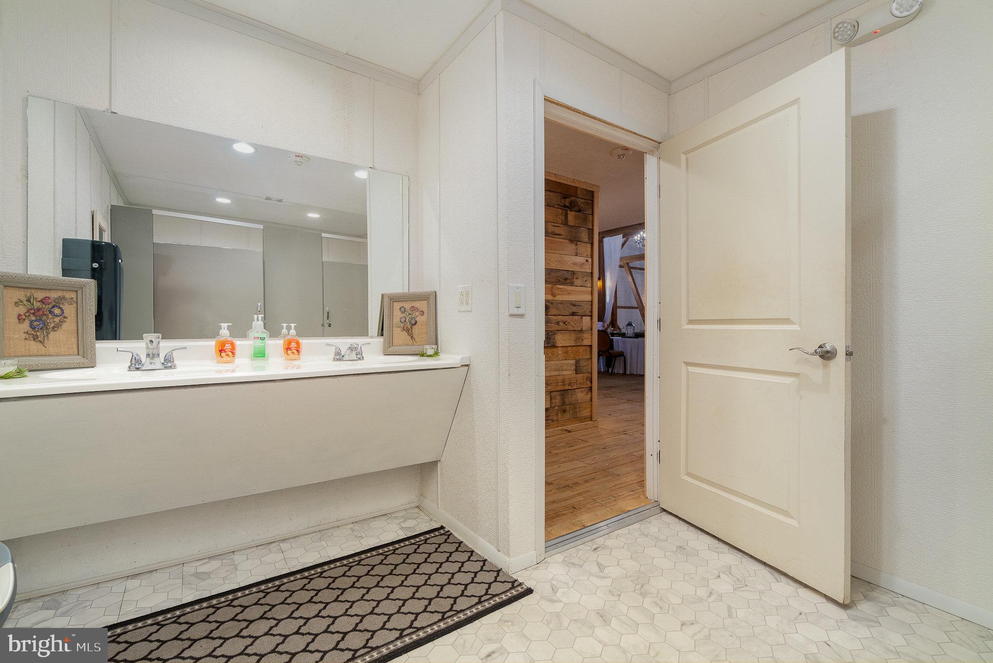 1554 Williams Grove Road Dillsburg, PA 17019 - Photo 66 of 75 Restroom