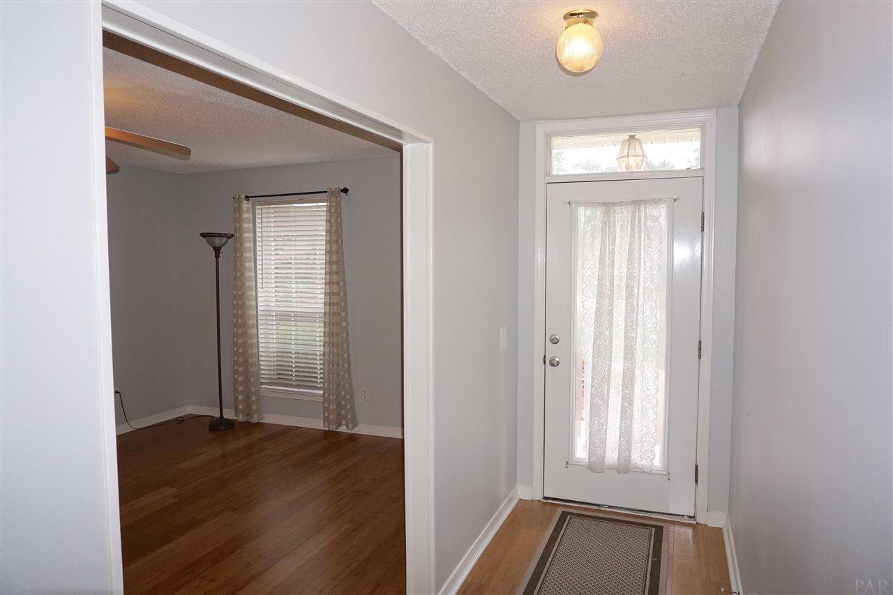 7015 Raburn Road Pensacola, FL 32526 - Photo 3 of 28 Gallery Image 3