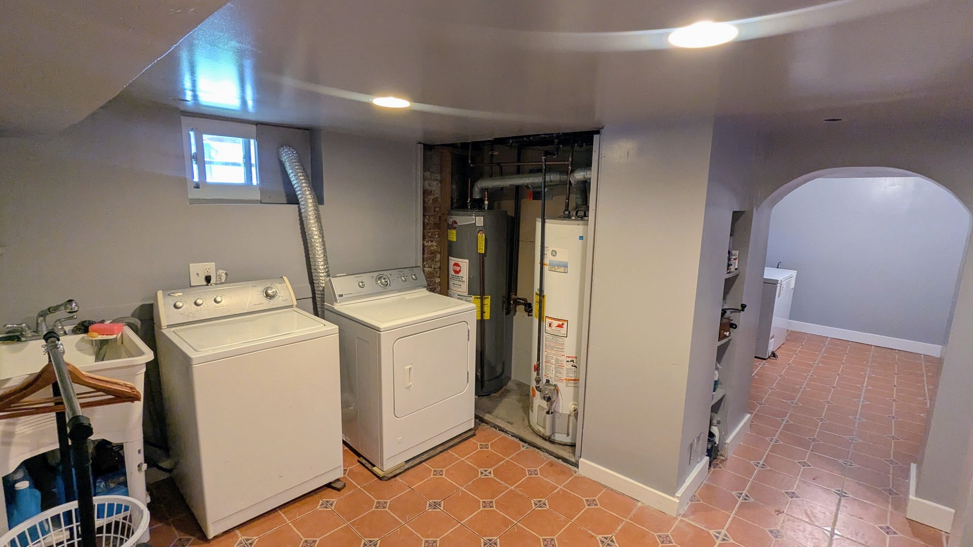 23 North Jackson Street Waukegan, IL 60085 - Photo 26 of 26 a utility room with dryer and washer